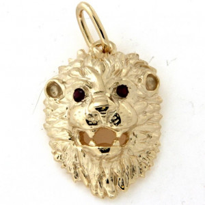 Pendentif tete de lion en or
